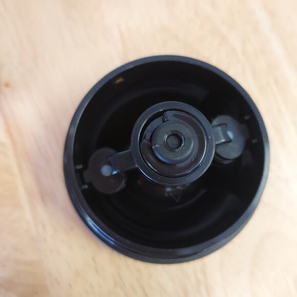 Starbucks 2021 Golden Ribbon Holiday Coffee Travel Tumbler 16 oz mug NWOT - Picture 5 of 6